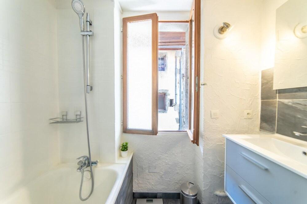 Le Saint Jean - Appartement Rue Carnot Pour 2 - 4 Pers Annecy Dış mekan fotoğraf